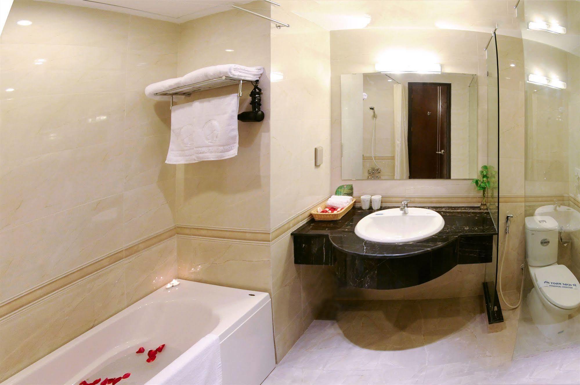 Hotel Công đoàn Quảng Bá